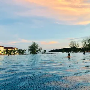 Sealong Bay Zhongqi Conifer 海龙湾中启康年酒店 西哈努克