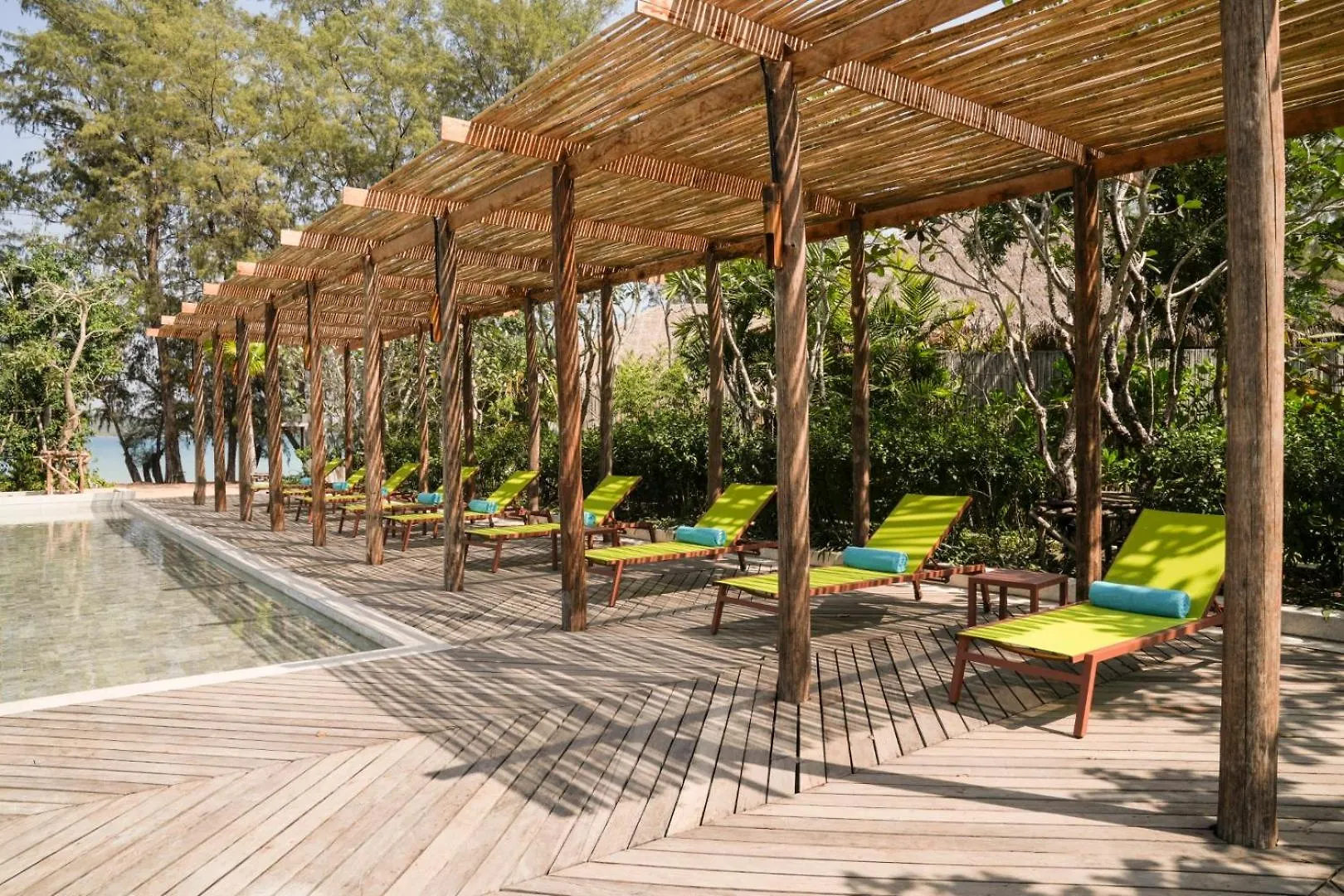 Jati Koh Russey Hotel Sihanoukville 5*,